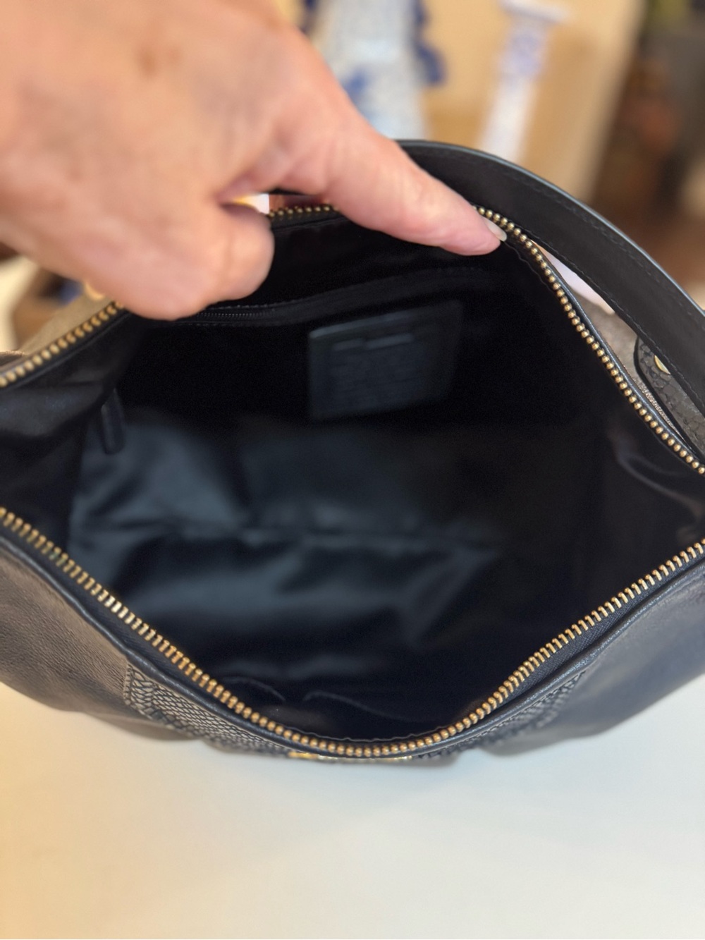 🖤 COACH Y2K ASHLEY BLACK LEATHER SHOULDER BAG! - Picture 7 of 11